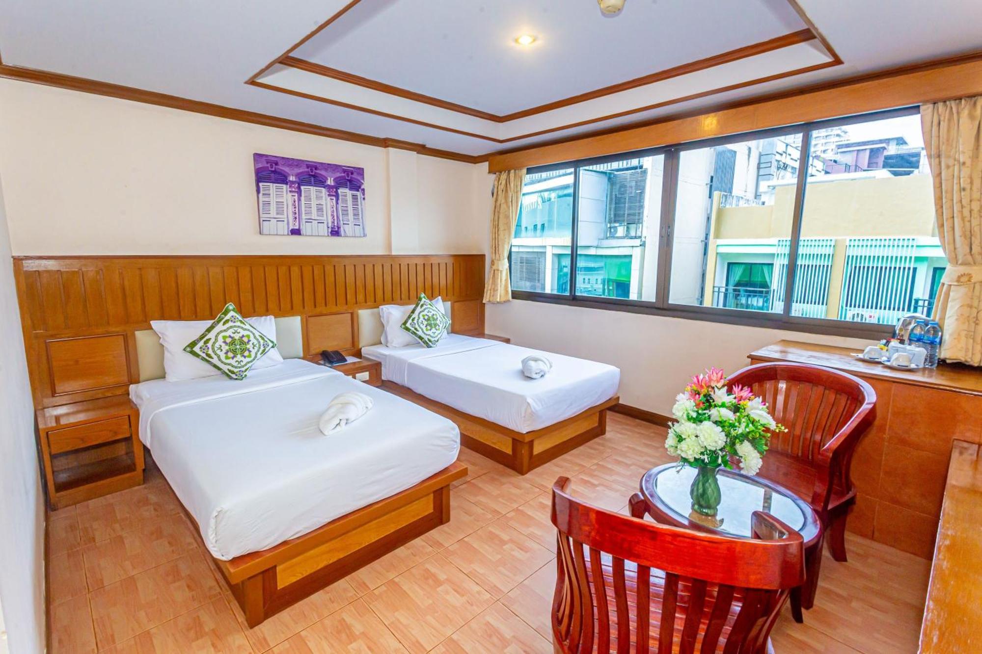 Jb Green Hotel Patong Rum bild